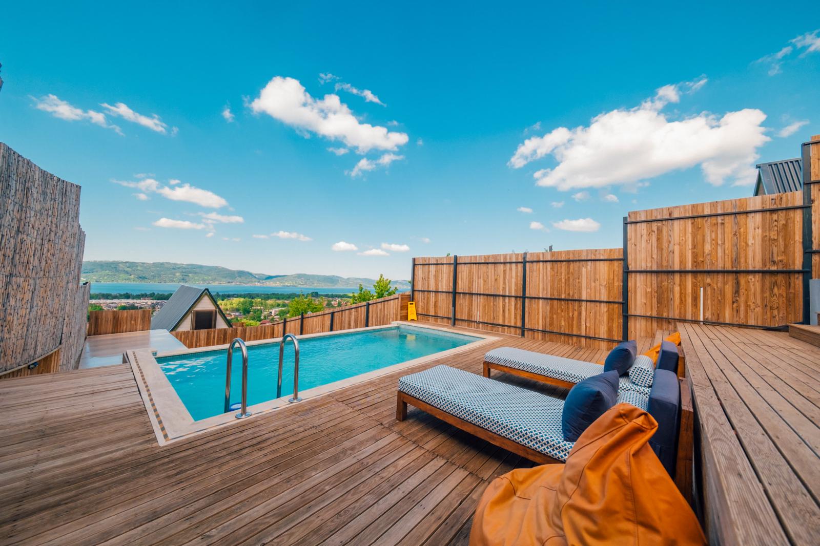 Silver Bungalov